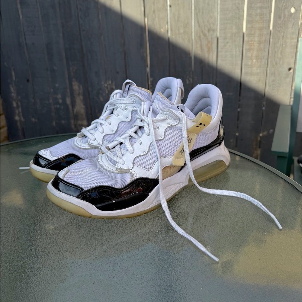 Jordan Sneakers White Black Tan